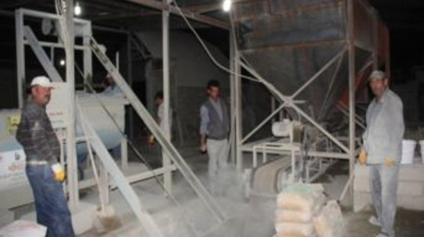 Parke &Uuml;retiminde Gece Mesaisi Başladı