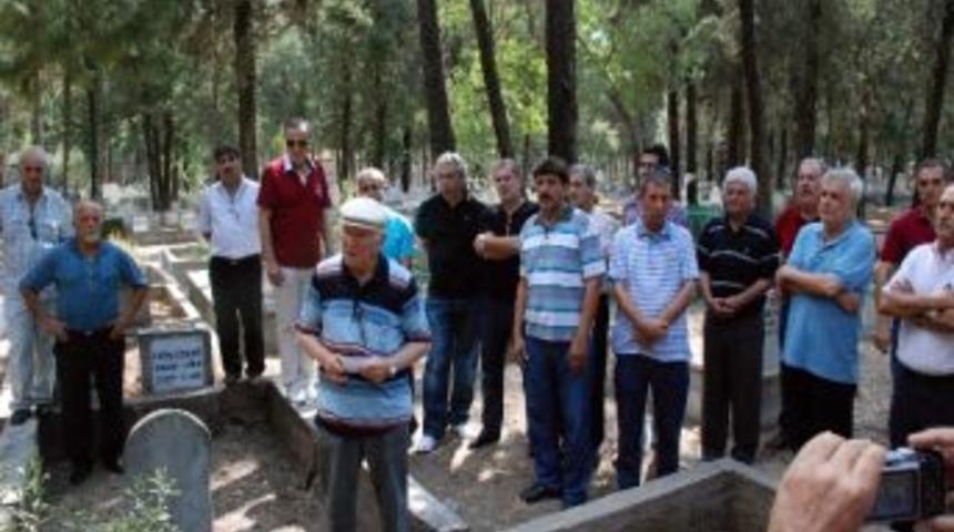 Adanaspor Şehitlerini Unutmadı