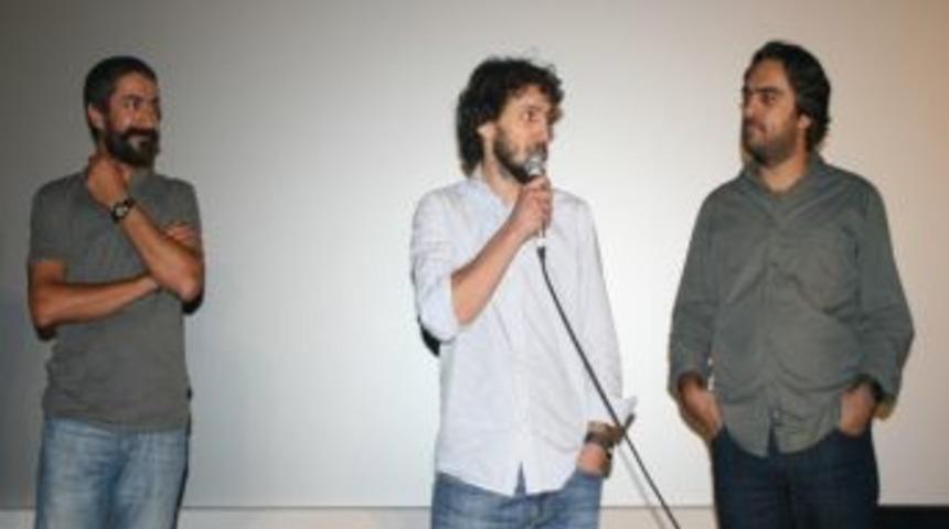 3 Dilde "babamın Sesi"