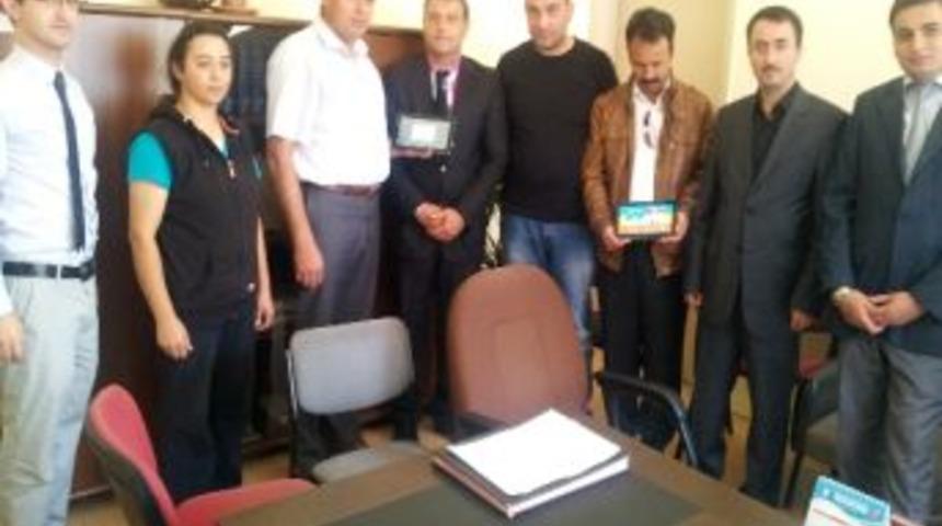 G&uuml;m&uuml;şhane&rsquo;de Sigara Denetiminde Tablet Bilgisayar D&ouml;nemi