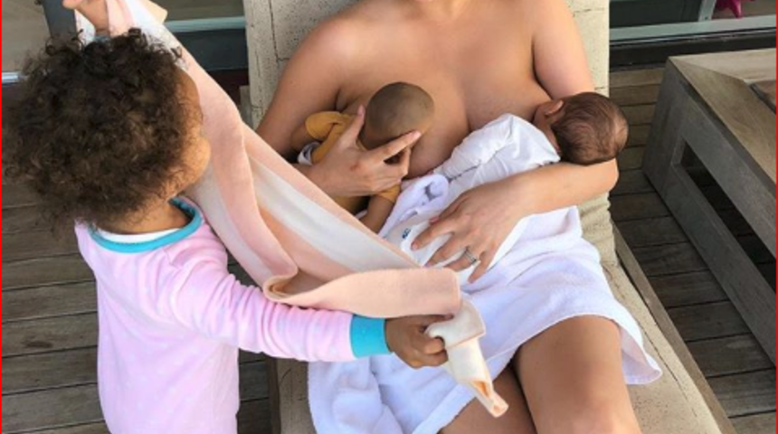 Chrissy Teigen'ın emzirme pozu sosyal medyayı karıştırdı