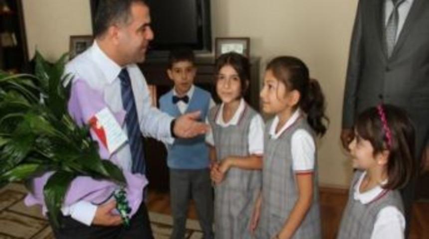 &Ouml;ğrencilerden Başkan Aksoy&rsquo;a Teşekk&uuml;r