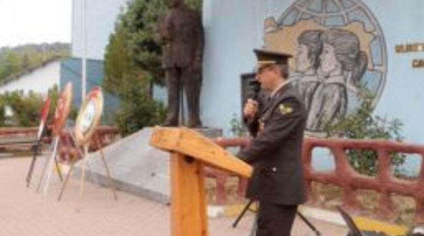 Keles&rsquo;te Gaziler G&uuml;n&uuml; Kutlandı