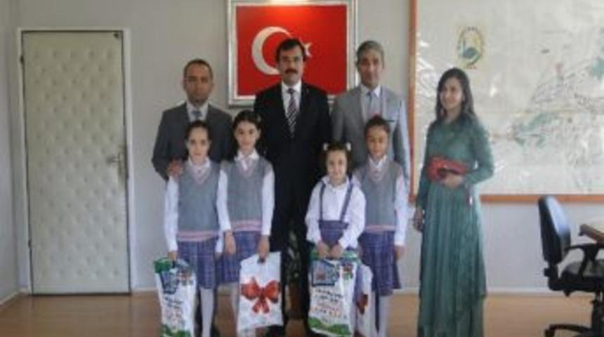 Minik &Ouml;ğrencilerden Başkan Uzunkaya'ya Ziyaret