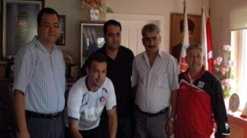 Sındırgı Belediyespor'dan Profesyonel Transfer