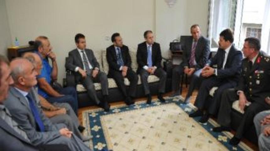 Başsavcı Uzun'un Baba Evinde H&uuml;z&uuml;n Ve Pkk'ya &Ouml;fke