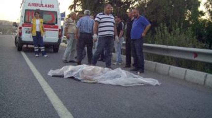 Emekli &Ouml;ğretmen Trafik Kazasında &Ouml;ld&uuml;