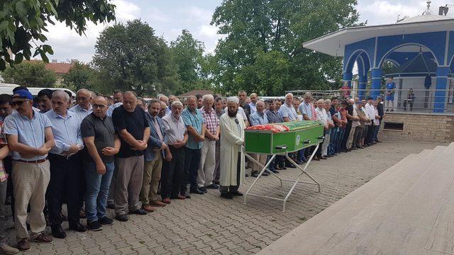 Midesine kelepçe takılan genç avukat öldü (Tekrar)