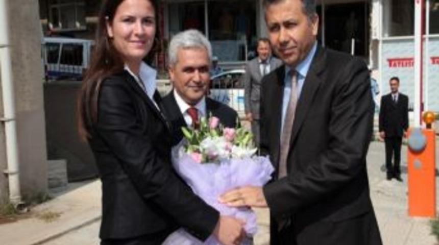 Vali Yerikaya, &ldquo;gen&ccedil;lerimizi Kahve K&ouml;şelerinden Kurtarmak İ&ccedil;in Spor Tesisleri A&ccedil;malıyız&rdquo;