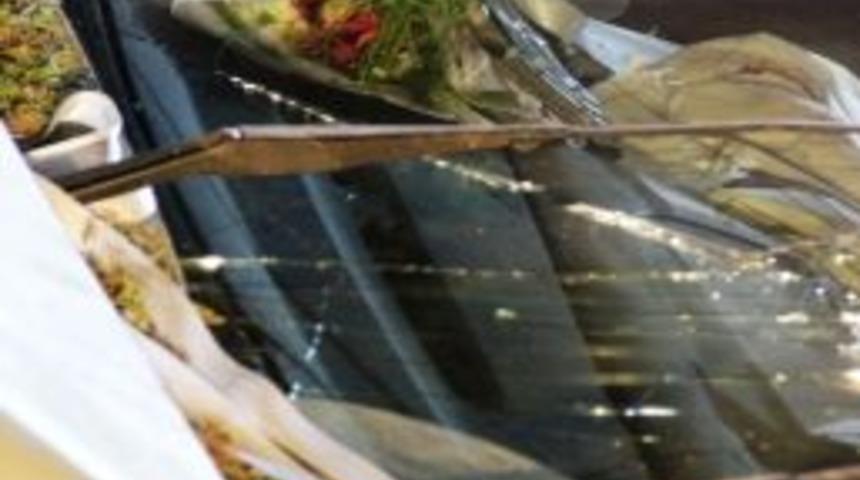 Gelin Arabası Kaza Yaptı: 3 Yaralı