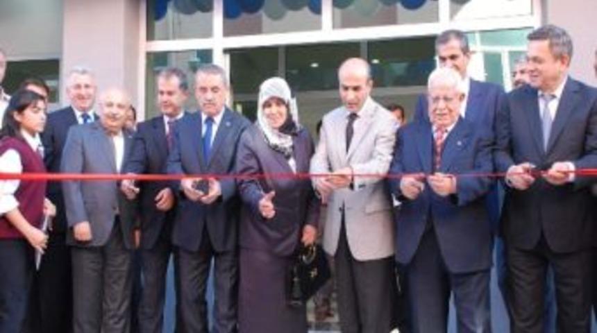 Besni&rsquo;de 240 Kişilik Kız &Ouml;ğrenci Yurdunun A&ccedil;ılışı Yapıldı