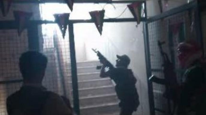 Muhaliflerin Kamerasından &Ccedil;atışma Anı