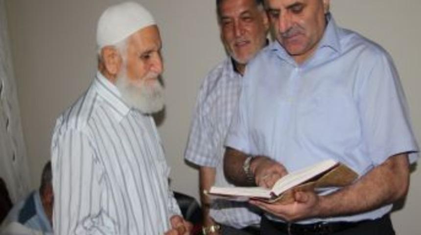 Cemaat Kitap Okusun Diye Camilere Okuma Salonu Kuruldu