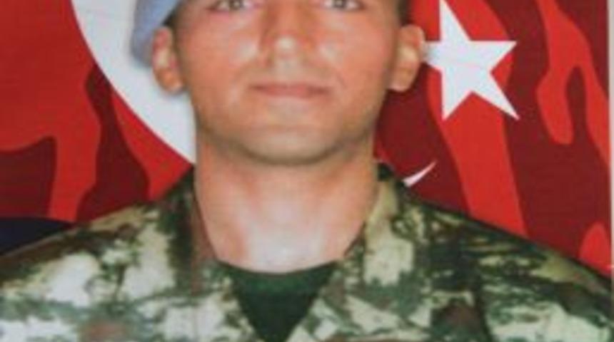 Şehit Er, Helallik I&ccedil;in Baba Evine Getirildi