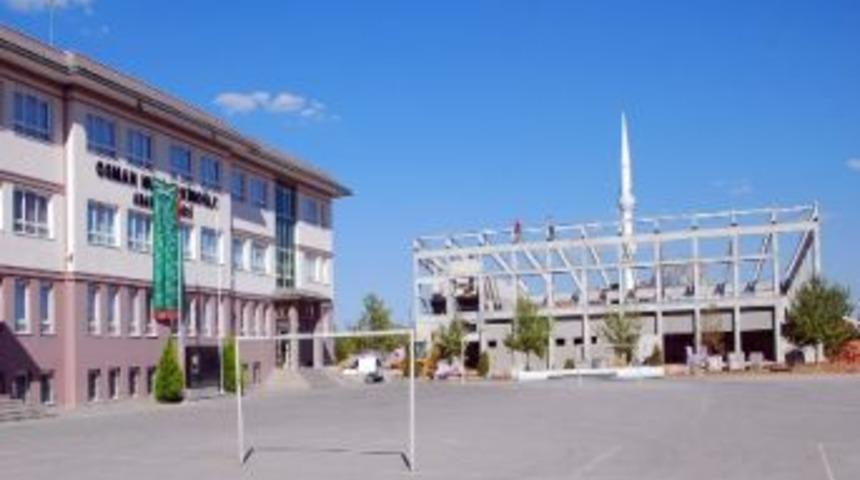 B&uuml;y&uuml;kşehir&rsquo;den 10 Okula Spor Salonu