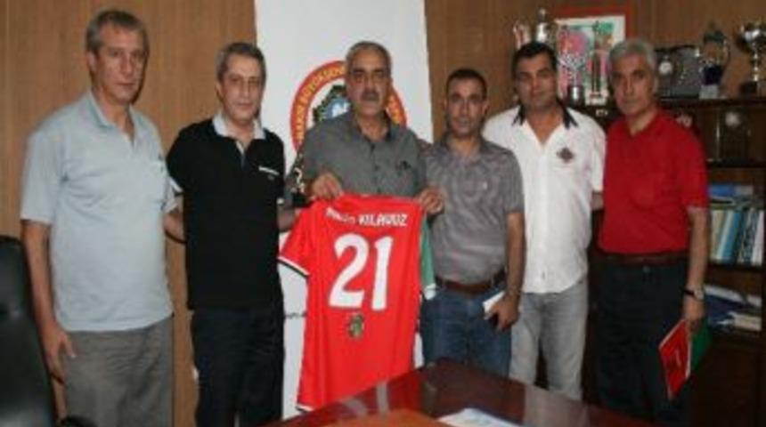 Dipfud, Diyarbakır B&uuml;y&uuml;kşehir Belediyespor'u Ziyaret Etti