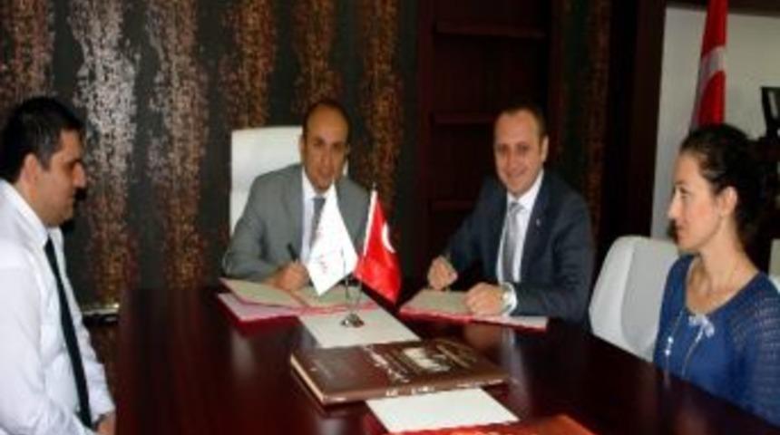 Kızılay İle Amasya &Uuml;niversitesi Arasında İşbirliği