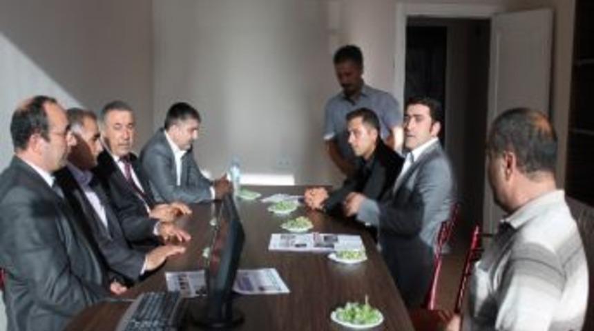 Iğdır Şehit Ve Gazi Ailelerinden T&uuml;rkiye Azerbaycan Derneği'ne Ziyaret