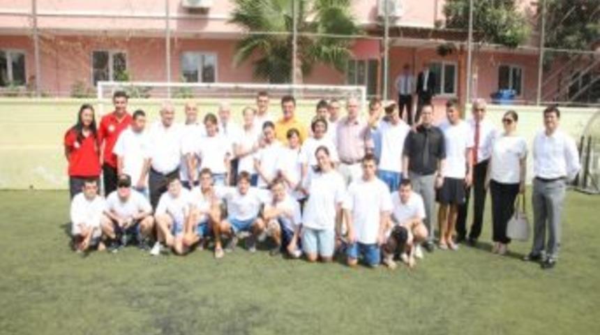 Aldırmaz, Ayas&rsquo;ın Engelli Sporcularını Ziyaret Etti