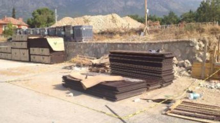 Yurt İnşaatını Soydular