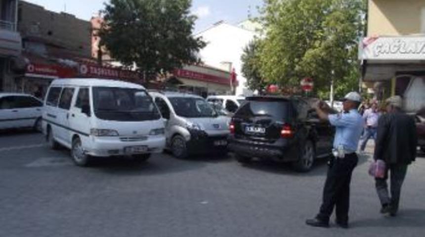 Kulu&rsquo;da Hatalı Park Eden S&uuml;r&uuml;c&uuml;lere Fotoğraflı Uygulama