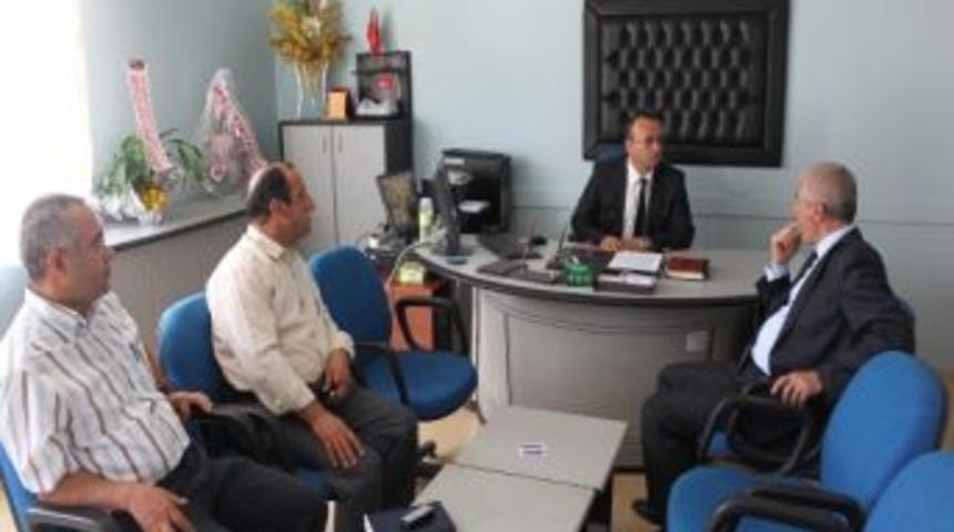 Başkan Yenihan&rsquo;dan Okul Ziyareti