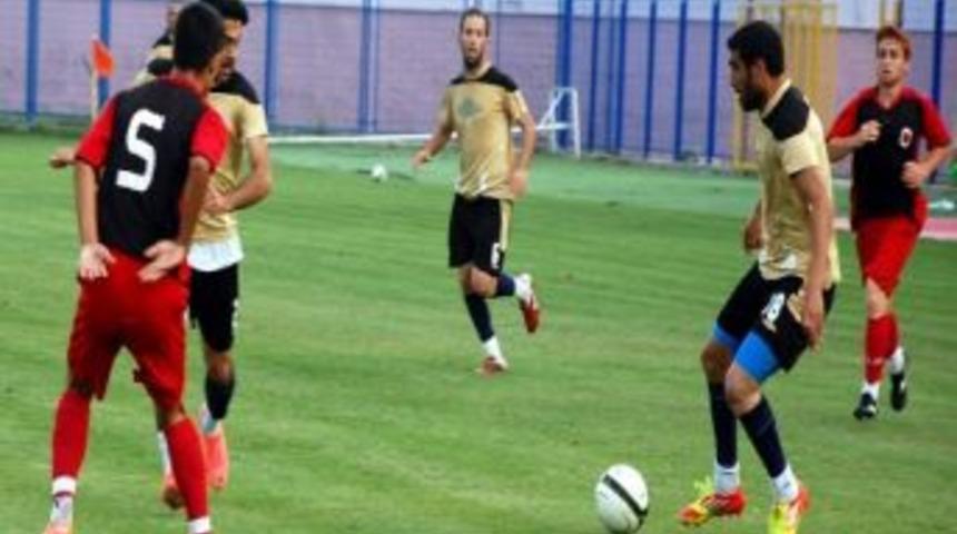 Boz&uuml;y&uuml;kspor'un Kupadaki Rakibi Karaman Belediyespor