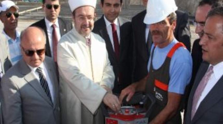 G&ouml;rmez'den Dindarlık Araştırması Yapan Merkezlere İtiraz