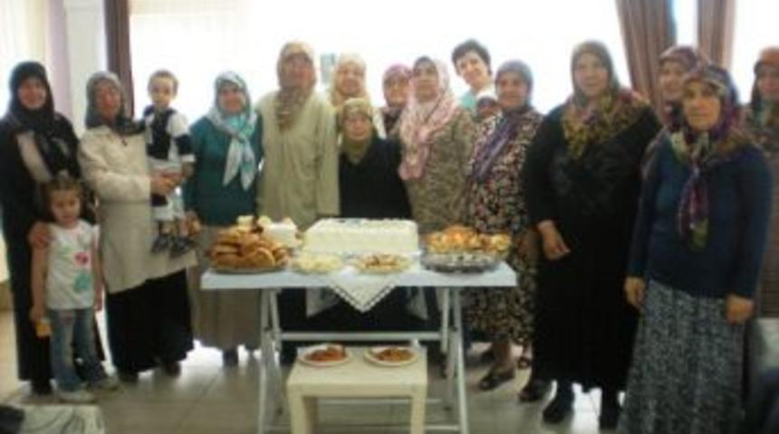 83 Yıl Sonra Doğum G&uuml;n&uuml;n&uuml; Kutladı