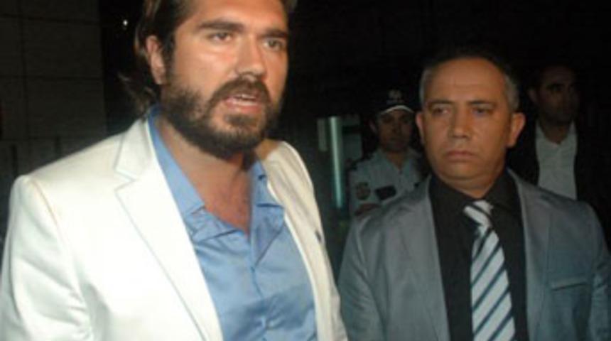 TV kanalına silahlı saldırı