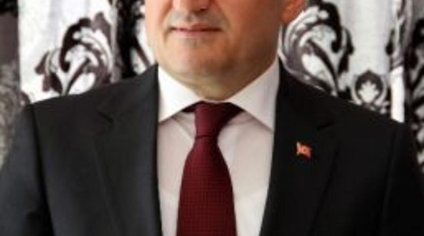 Ak Parti&rsquo;li &Ouml;zden Arakan&rsquo;dan Yurda D&ouml;nd&uuml;