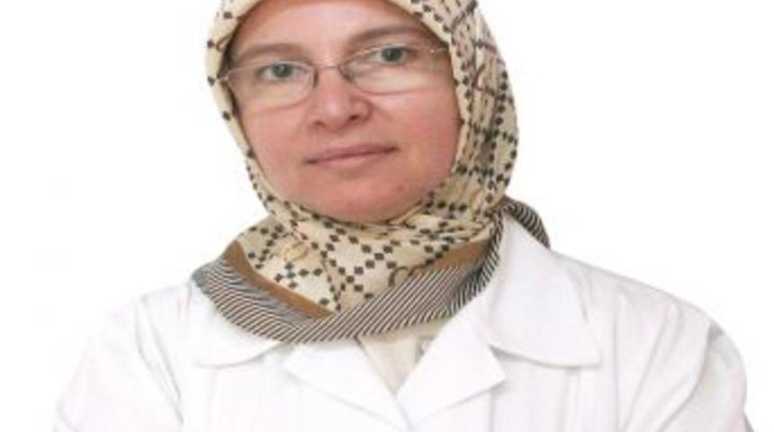 Sa&ccedil; D&ouml;k&uuml;lmelerinde Mezoterapi Y&ouml;ntemi