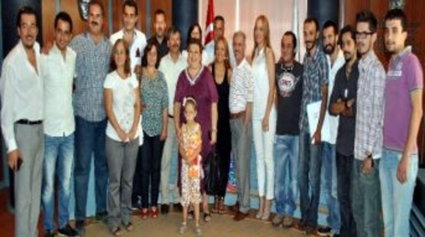 &lsquo;hayde Efem&rsquo; Yeni Yeteneklerini Arıyor
