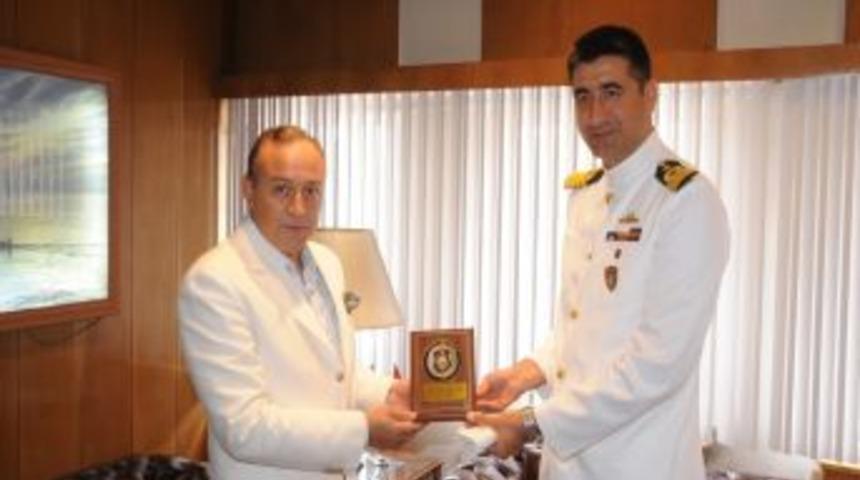 Vali Kızılcık: D&uuml;nyada Barış Ve Kardeşliğin H&uuml;k&uuml;m S&uuml;rmesini Istiyoruz