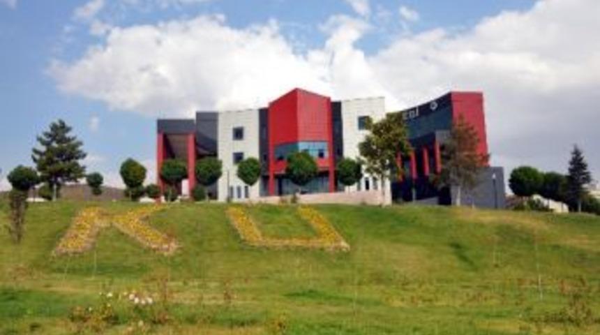 Kırıkkale &Uuml;niversitesi G&uuml;llerle Donatıldı