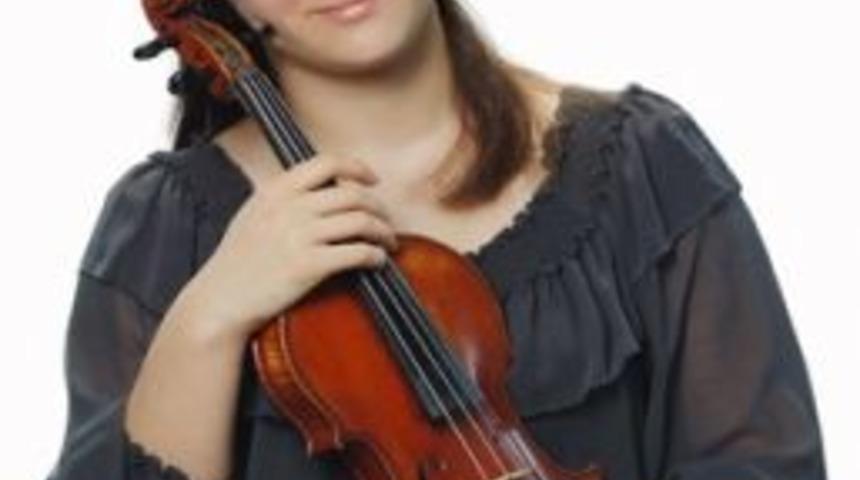 Gen&ccedil; Kemancıdan B&uuml;y&uuml;k Başarı