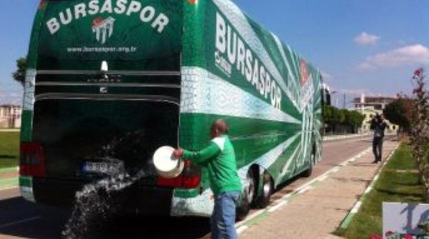 Timsah Ankara&rsquo;ya Hareket Etti