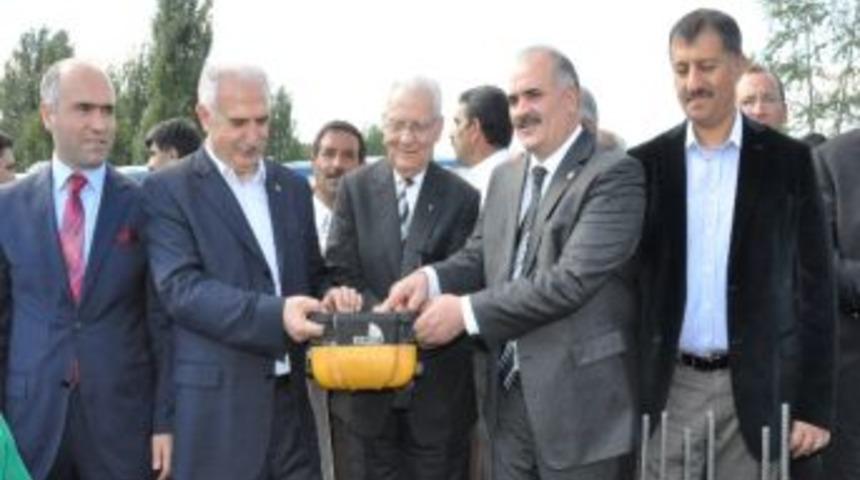 Akasya Vadisi Termal Tatil Köyü Temeli Atıldı