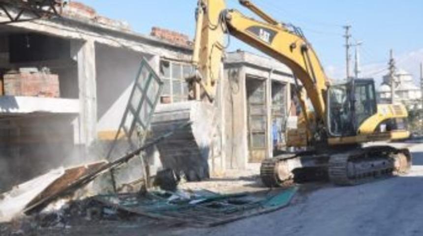 Eski Sanayi Sitesi Yıkılıyor