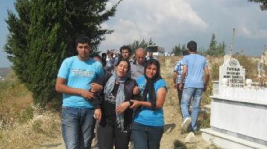 Kazada &Ouml;len Liseli Gen&ccedil; Kız Toprağa Verildi