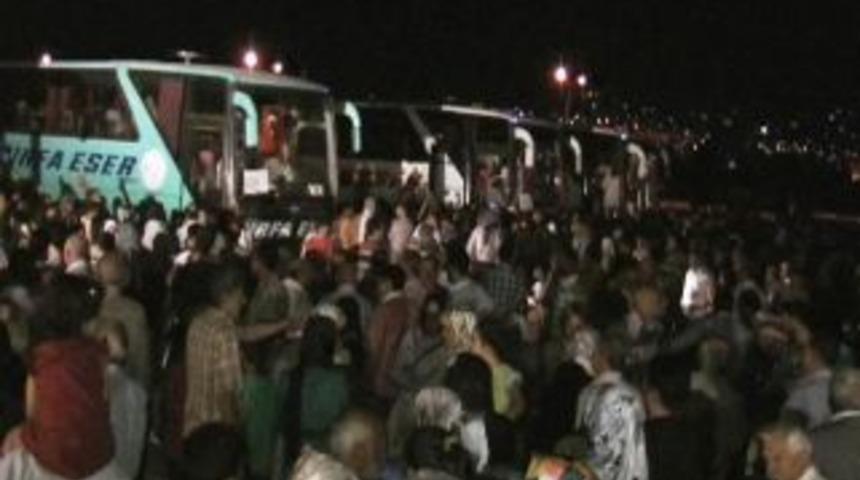 İlk Hacı Kafilesi Yola &Ccedil;ıktı