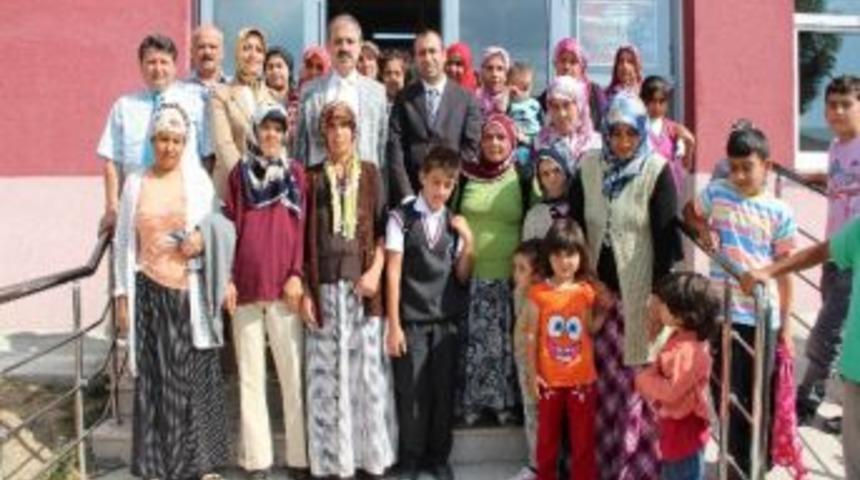 Başkan Din&ccedil;&rsquo;ten Eğitime Destek