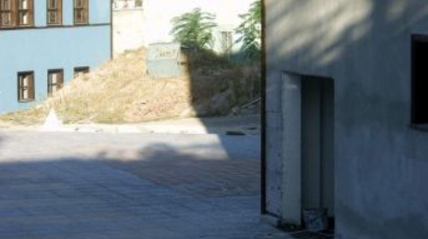 İnşaat Kazısında Kafatası Bulundu