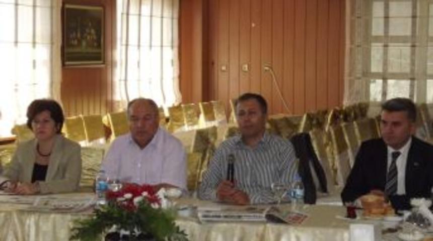 Yerlikaya: İnsanların Birbirlerini Sevmesi B&uuml;t&uuml;n G&uuml;zelliklerin Kapısını A&ccedil;ar