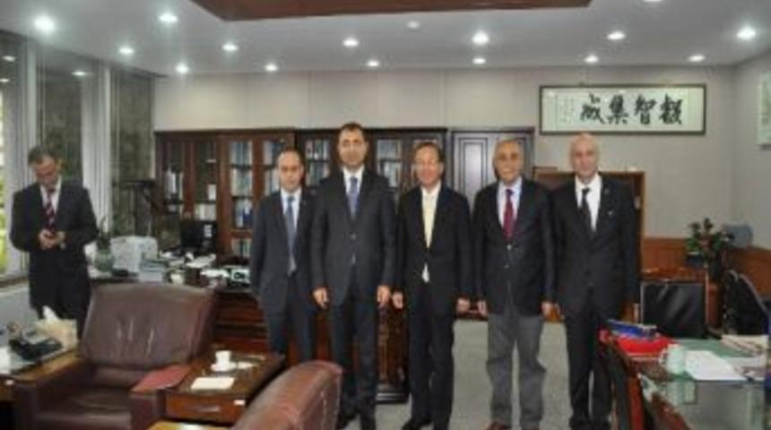 Kka Y&ouml;netimi, Kore Uluslararası Ticaret Birliği'ni Ziyaret Etti