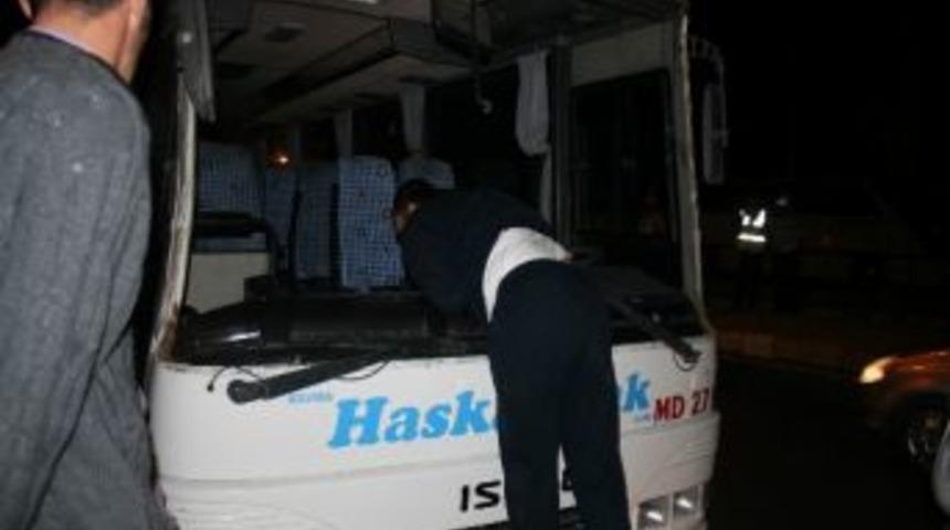 Afyonkarahisar&rsquo;da Trafik Kazası: 3 Yaralı