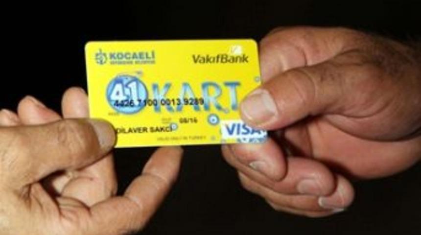 41 Kart&rsquo;a altın karınca &ouml;d&uuml;l&uuml;