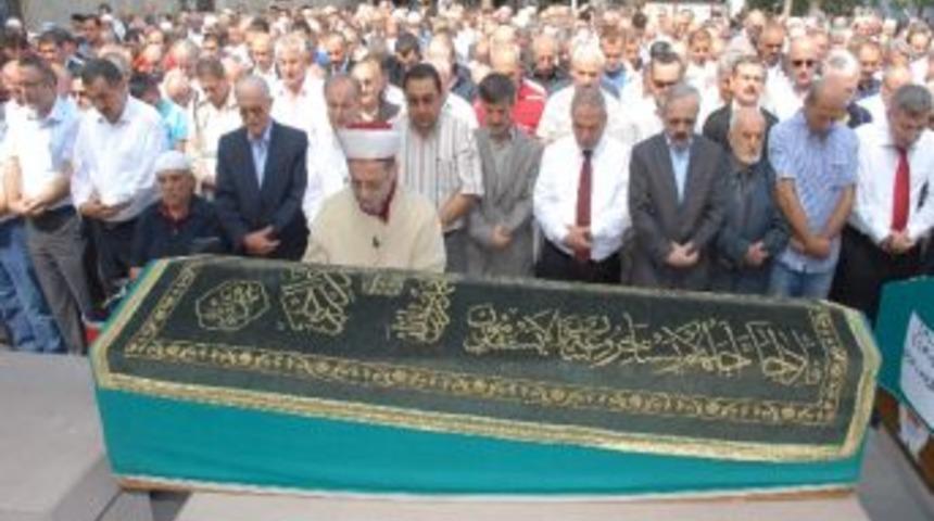 Halk Ozanı Aşık Kemali B&uuml;lb&uuml;l Toprağa Verildi