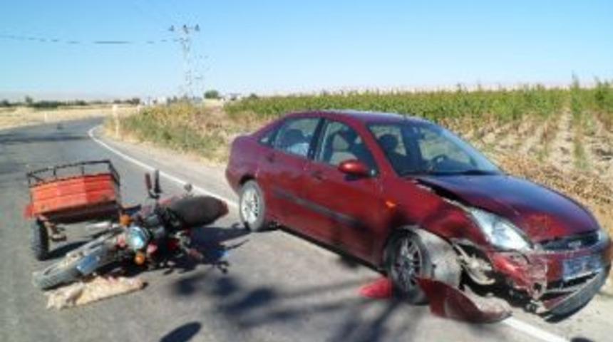 Otomobil İle Motosiklet &Ccedil;arpıştı: 1 Yaralı