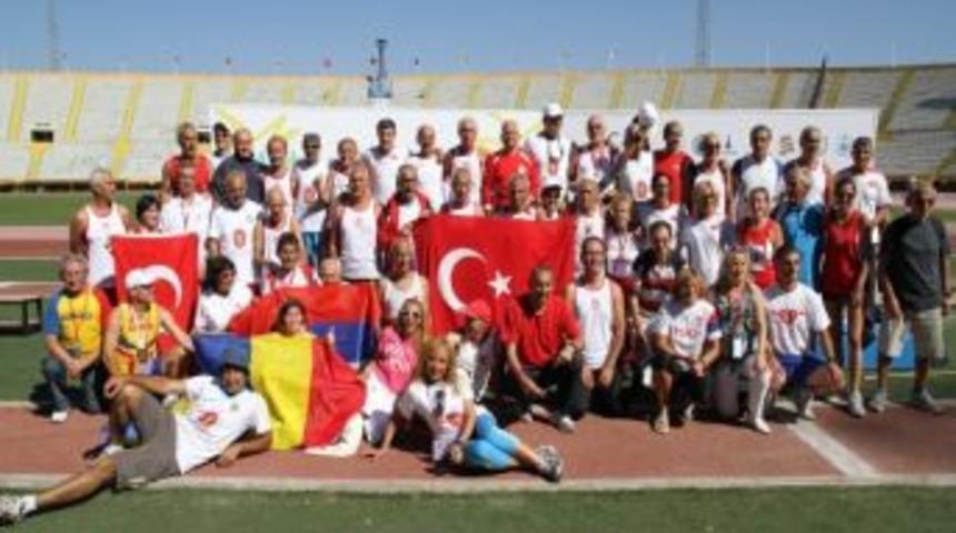 Dostluk Rekoru İzmir&rsquo;de